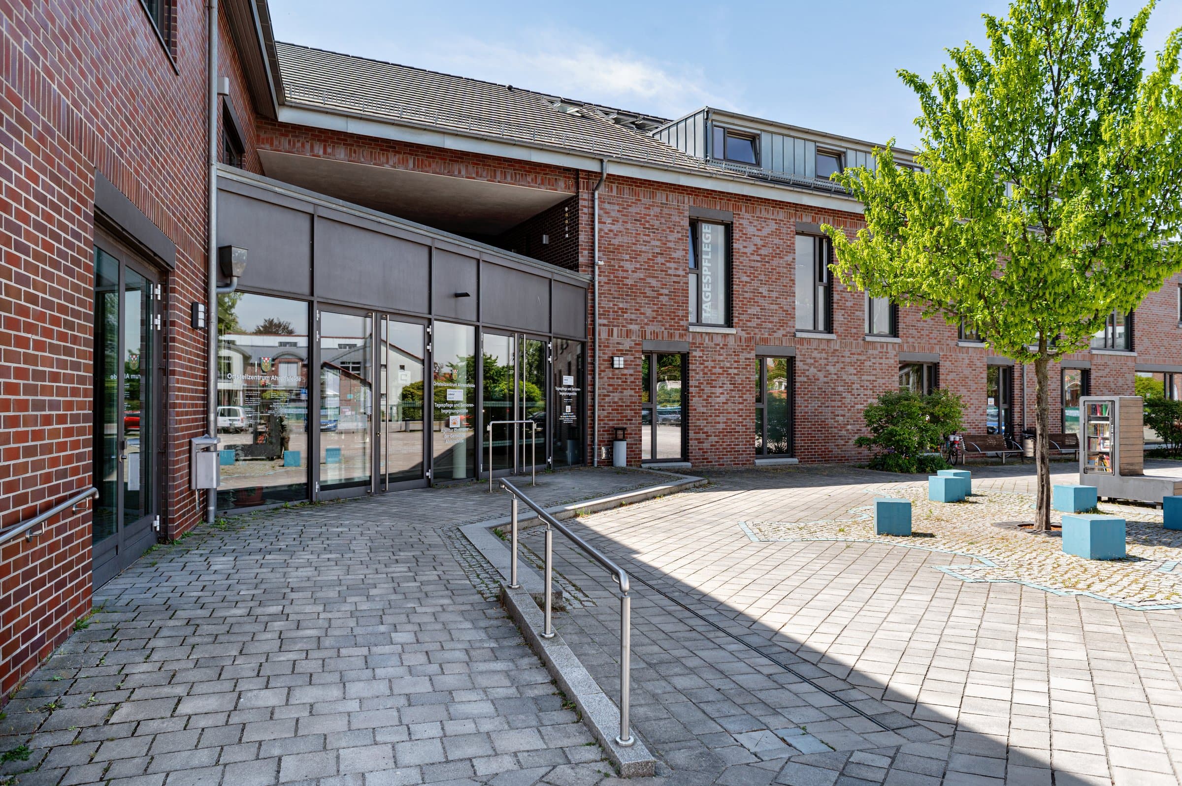 Ortsteilzentrum Ahrensfelde - Bild 1