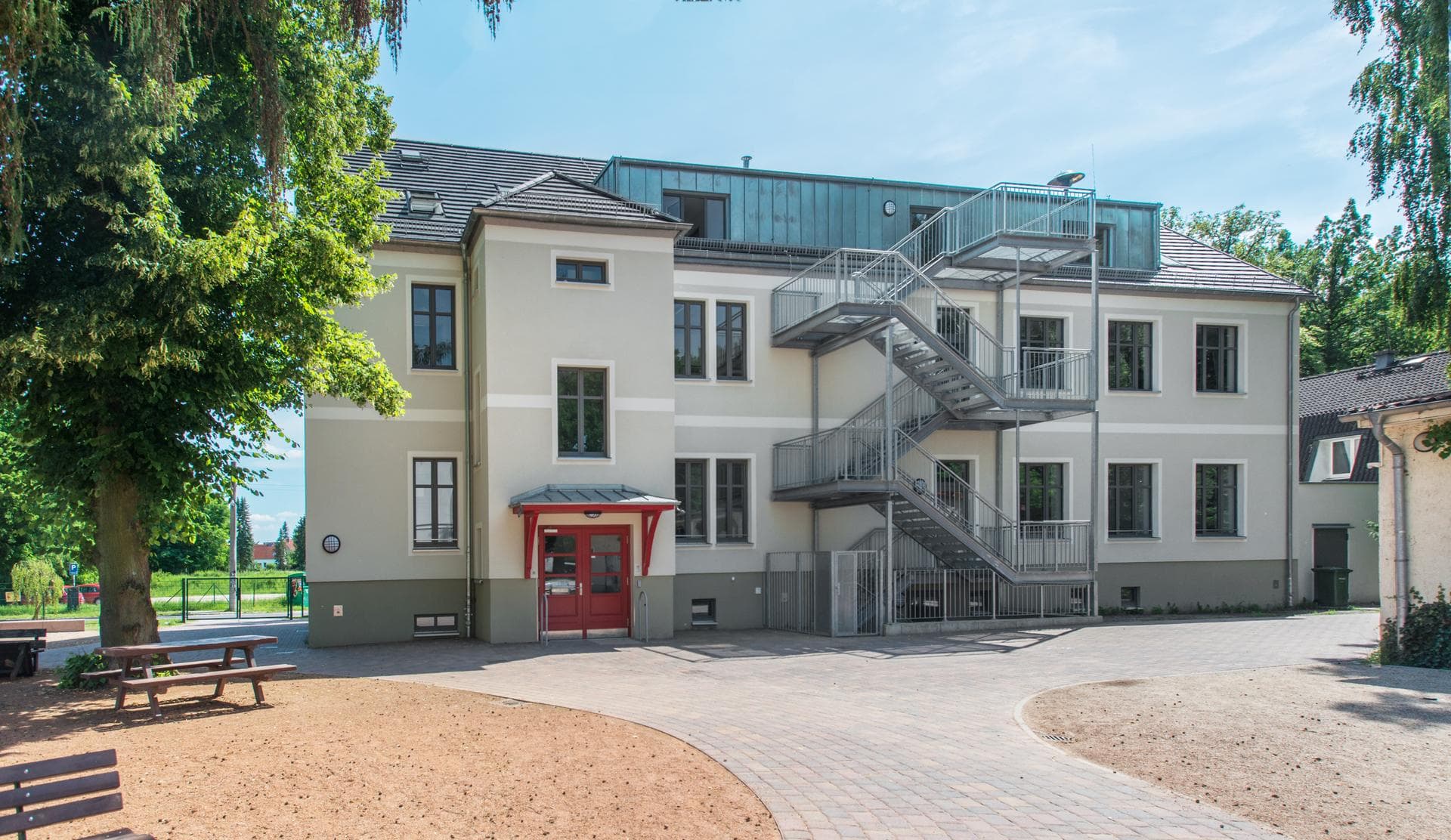 Sanierung der Grundschule in Bollensdorf - Bild 1